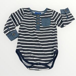 🟢5/$25 Beetle & Thread long sleeve bodysuit